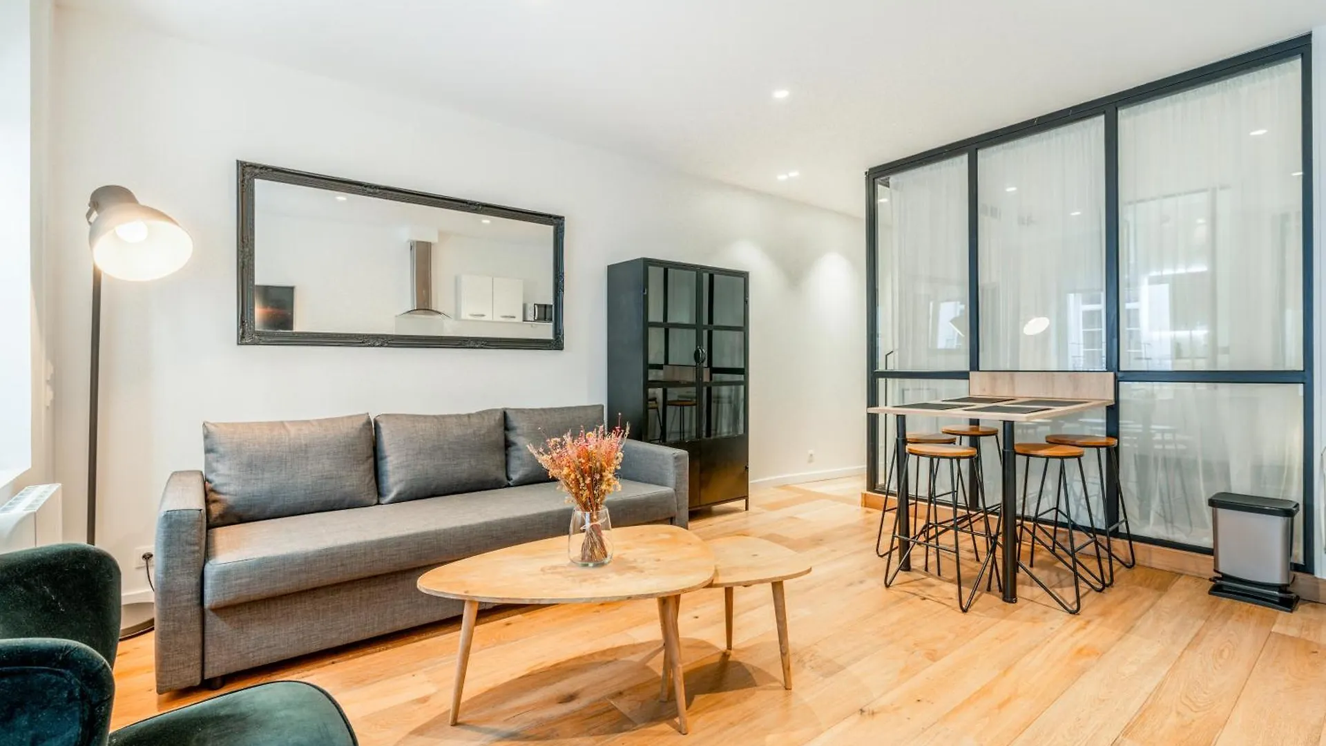 Chic & Elegant In Montorgueil Apartment Paris 0*,  France